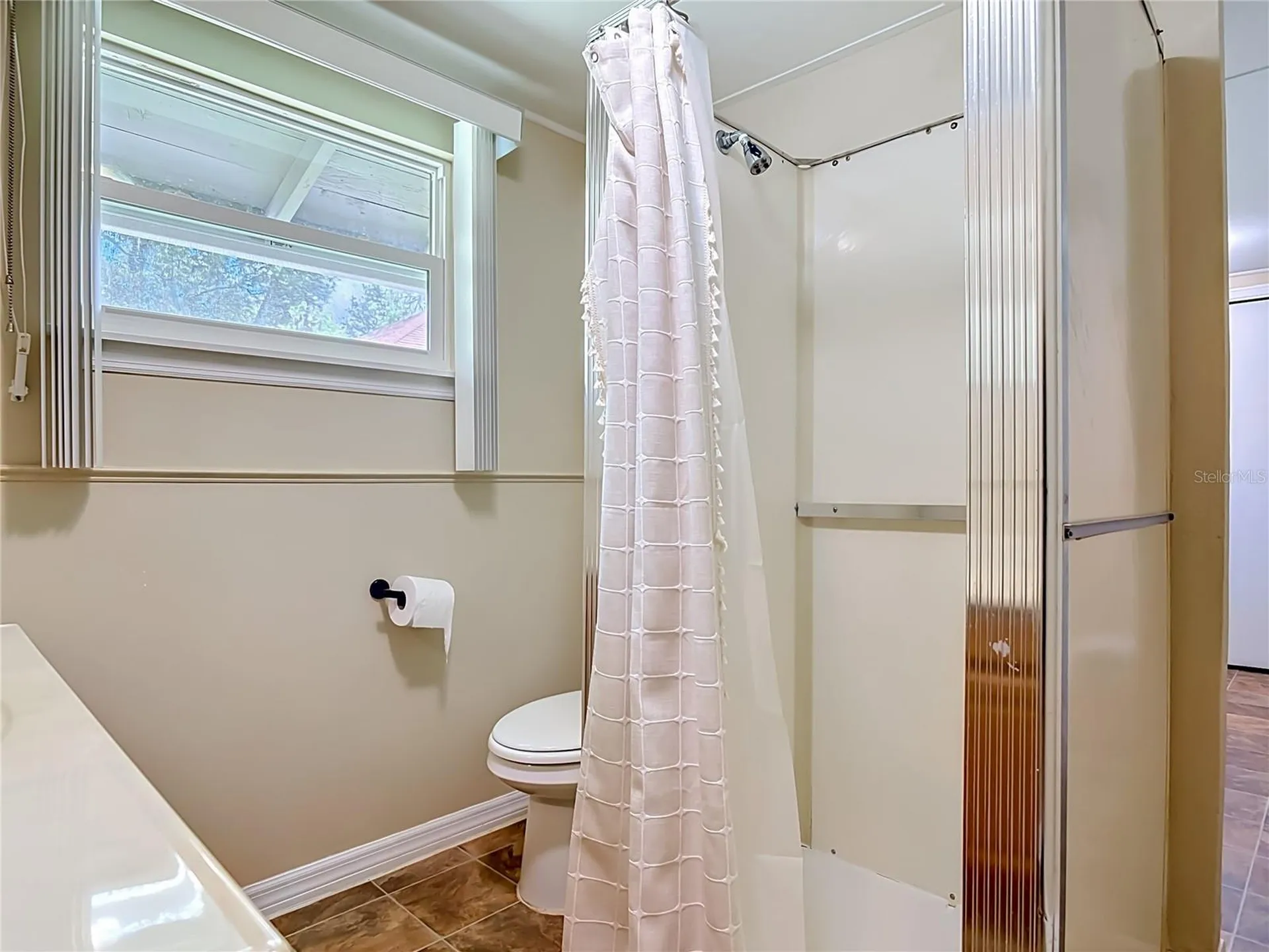 224 S Salisbury Avenue Deland FL 32720