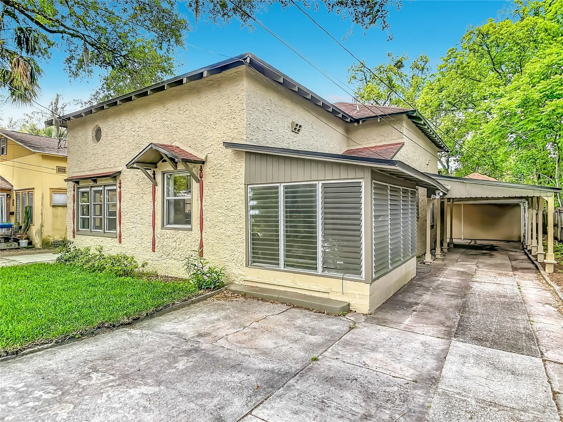 224 S Salisbury Avenue Deland FL 32720