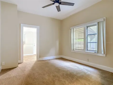224 S Salisbury Avenue Deland FL 32720