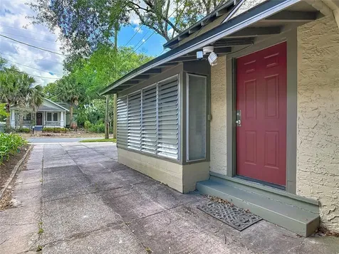 224 S Salisbury Avenue Deland FL 32720