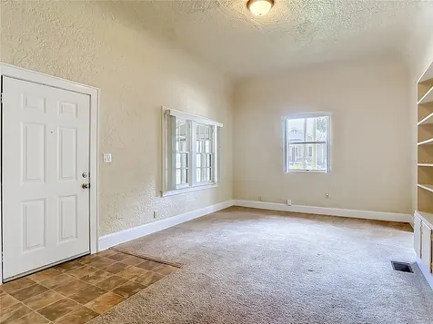 224 S Salisbury Avenue Deland FL 32720