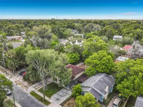 224 S Salisbury Avenue Deland FL 32720