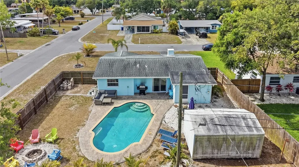 10437 52nd Avenue N St Petersburg FL 33708