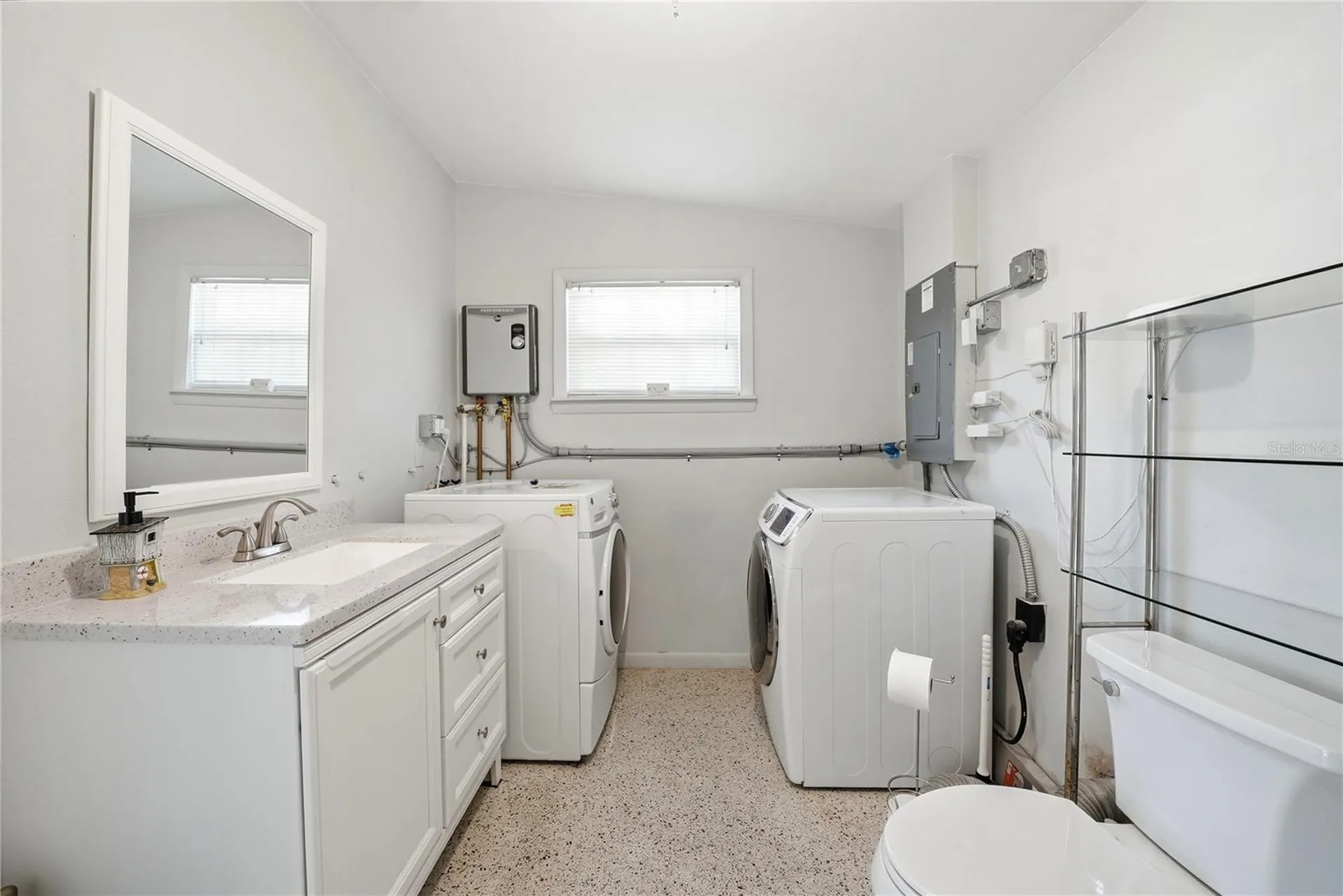 10437 52nd Avenue N St Petersburg FL 33708