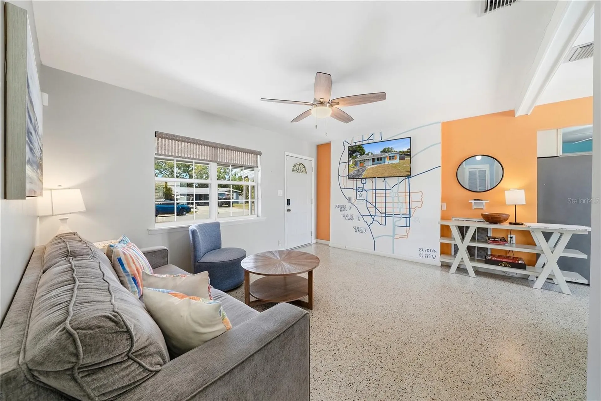 10437 52nd Avenue N St Petersburg FL 33708