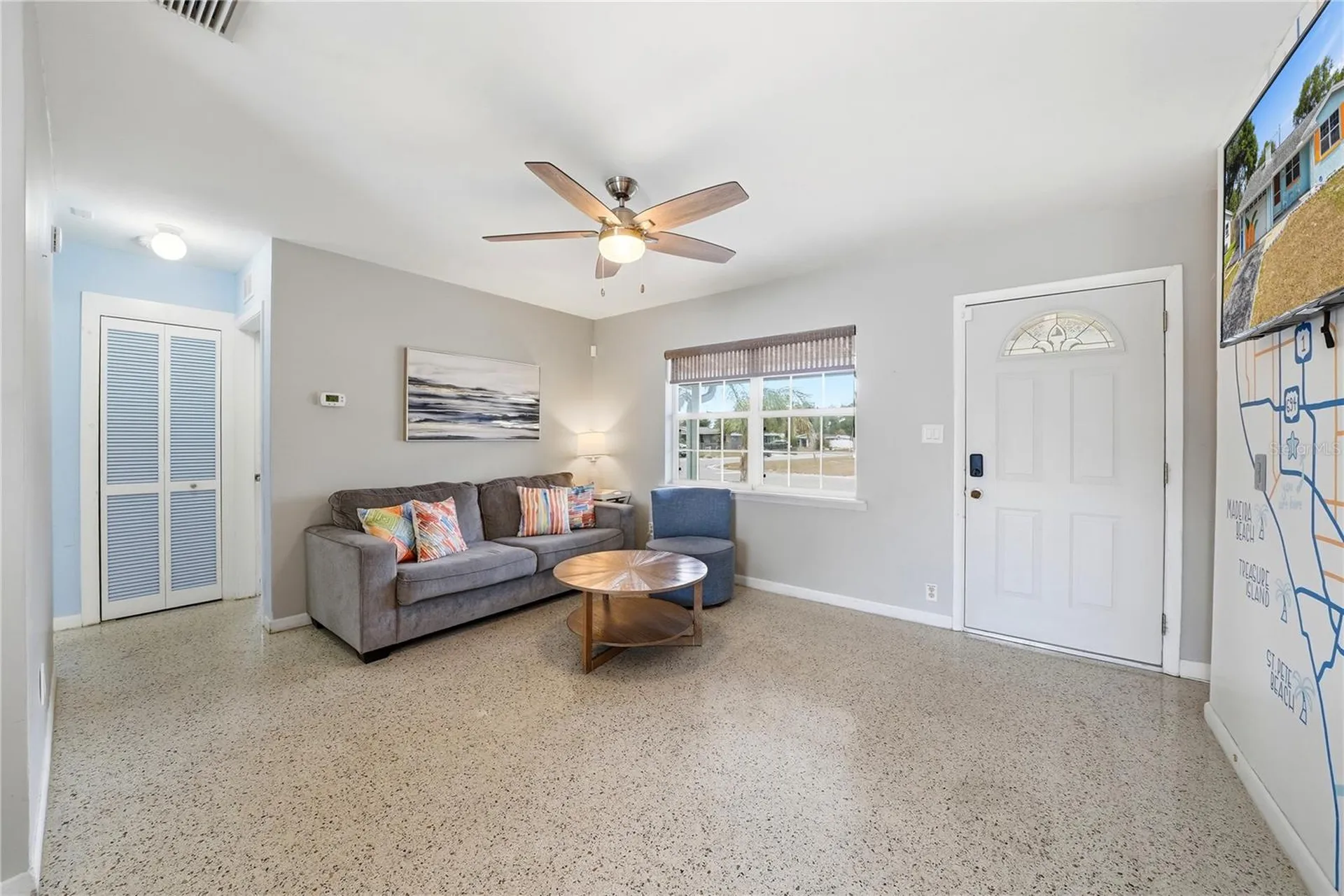 10437 52nd Avenue N St Petersburg FL 33708