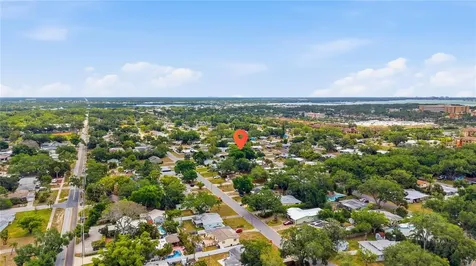 10437 52nd Avenue N St Petersburg FL 33708