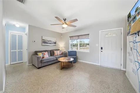 10437 52nd Avenue N St Petersburg FL 33708