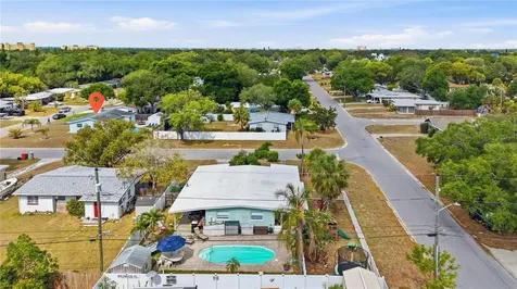10437 52nd Avenue N St Petersburg FL 33708