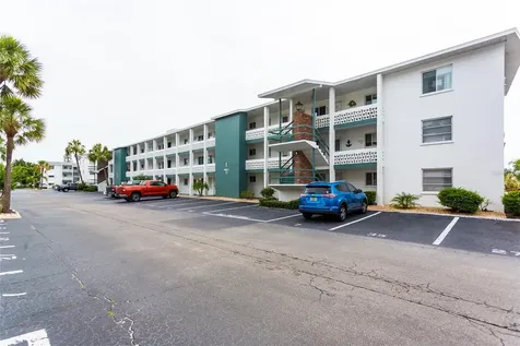 1875 Sunny Drive Bradenton FL 34207