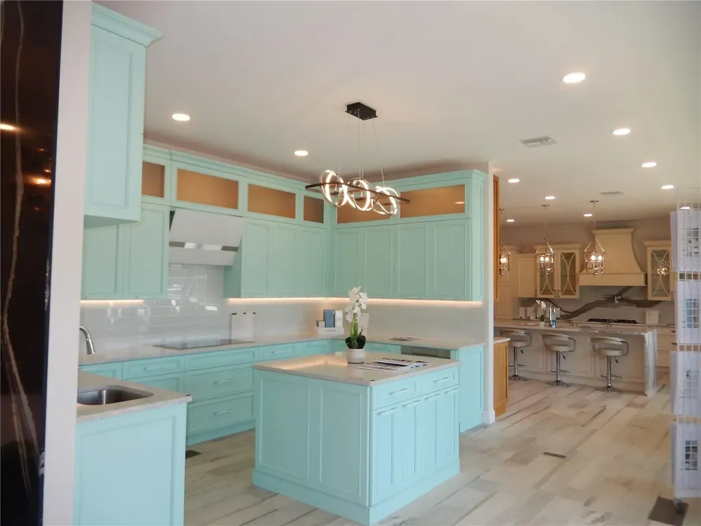 6804 Cortez Road W Bradenton FL 34210