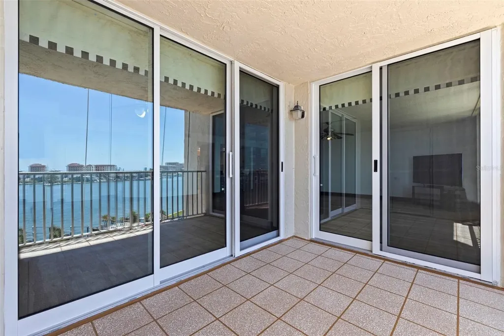 736 Island Way Clearwater Beach FL 33767