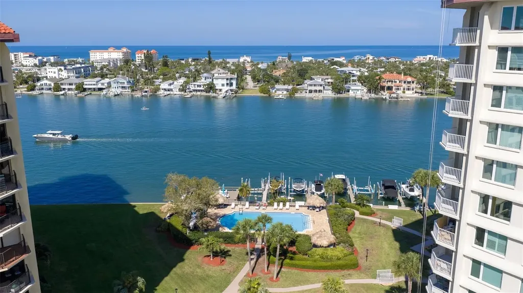 736 Island Way Clearwater Beach FL 33767