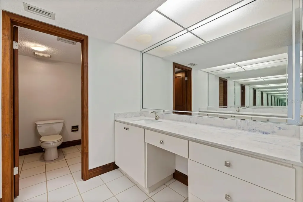 736 Island Way Clearwater Beach FL 33767