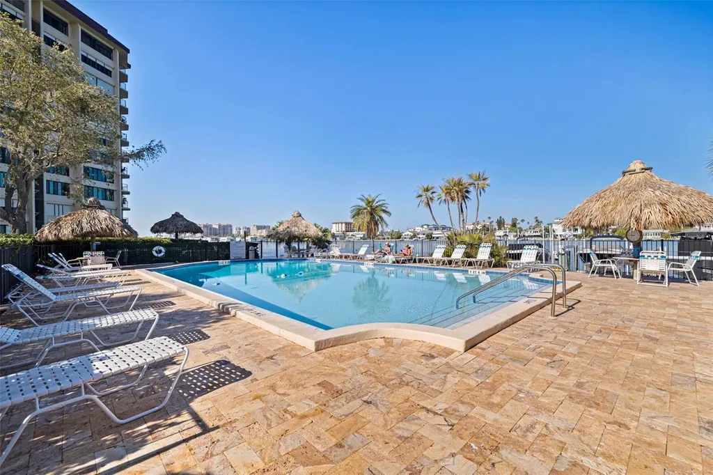 736 Island Way Clearwater Beach FL 33767