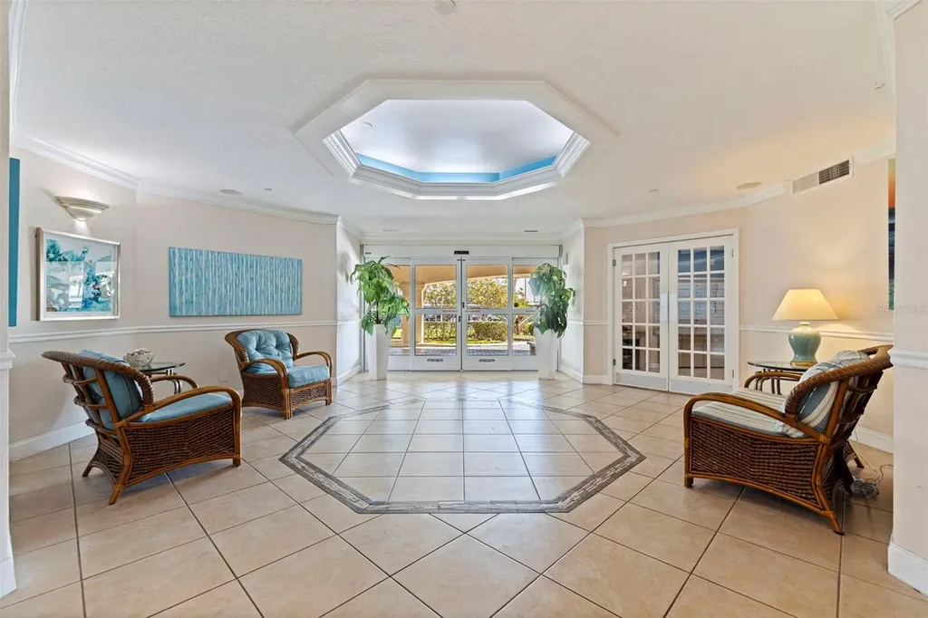 736 Island Way Clearwater Beach FL 33767