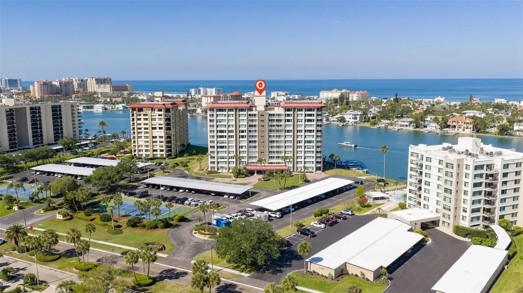 736 Island Way Clearwater Beach FL 33767