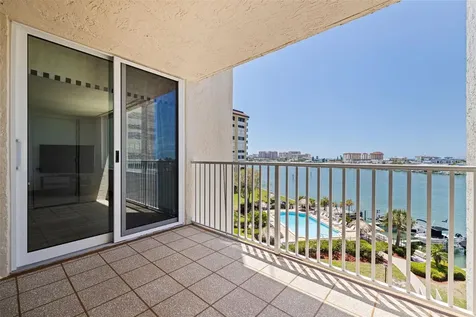 736 Island Way Clearwater Beach FL 33767