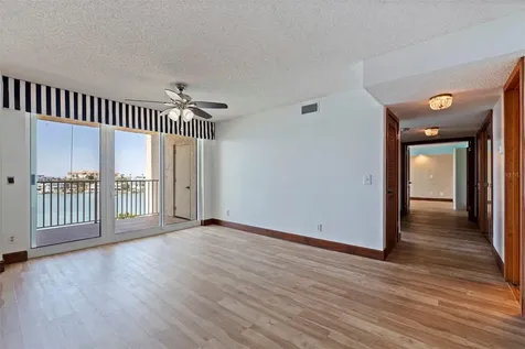 736 Island Way Clearwater Beach FL 33767