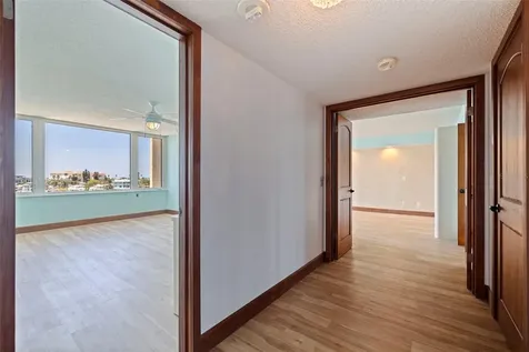 736 Island Way Clearwater Beach FL 33767