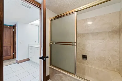 736 Island Way Clearwater Beach FL 33767