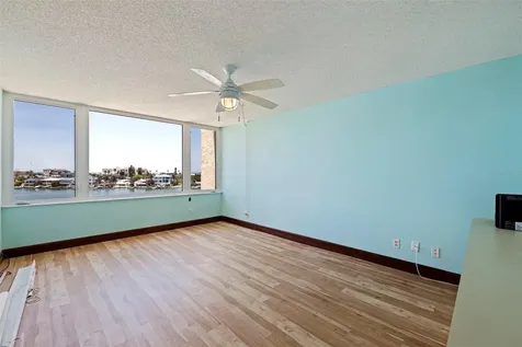 736 Island Way Clearwater Beach FL 33767