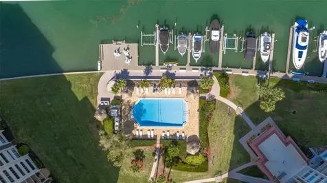 736 Island Way Clearwater Beach FL 33767