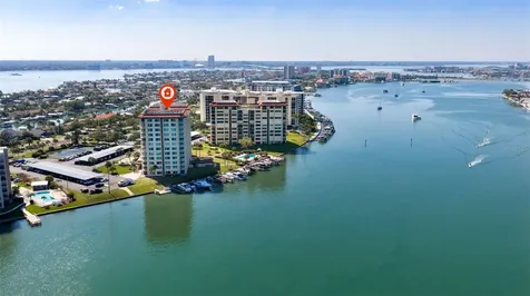 736 Island Way Clearwater Beach FL 33767