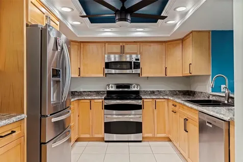 736 Island Way Clearwater Beach FL 33767