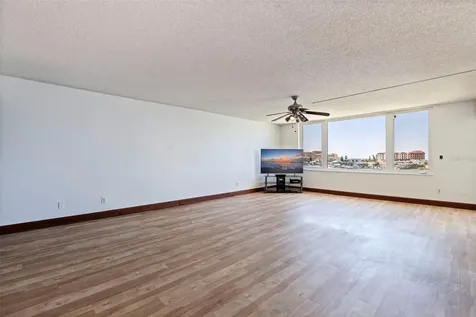 736 Island Way Clearwater Beach FL 33767