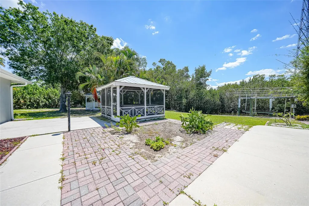 425 Fireball Court Punta Gorda FL 33950
