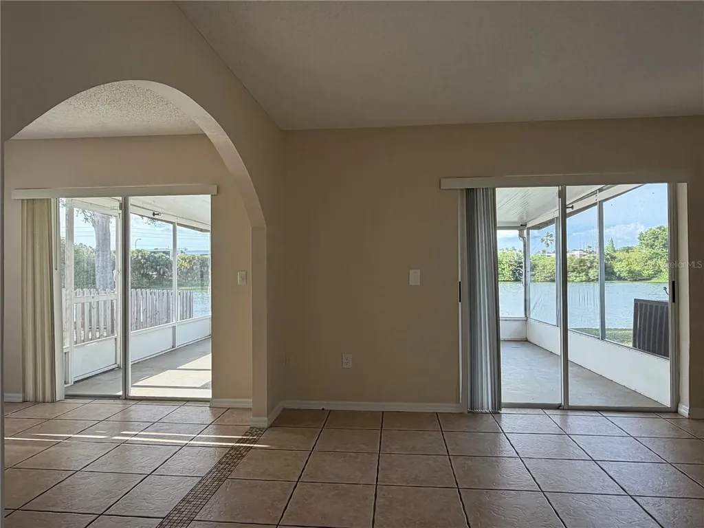 758 Burlwood Street Brandon FL 33511