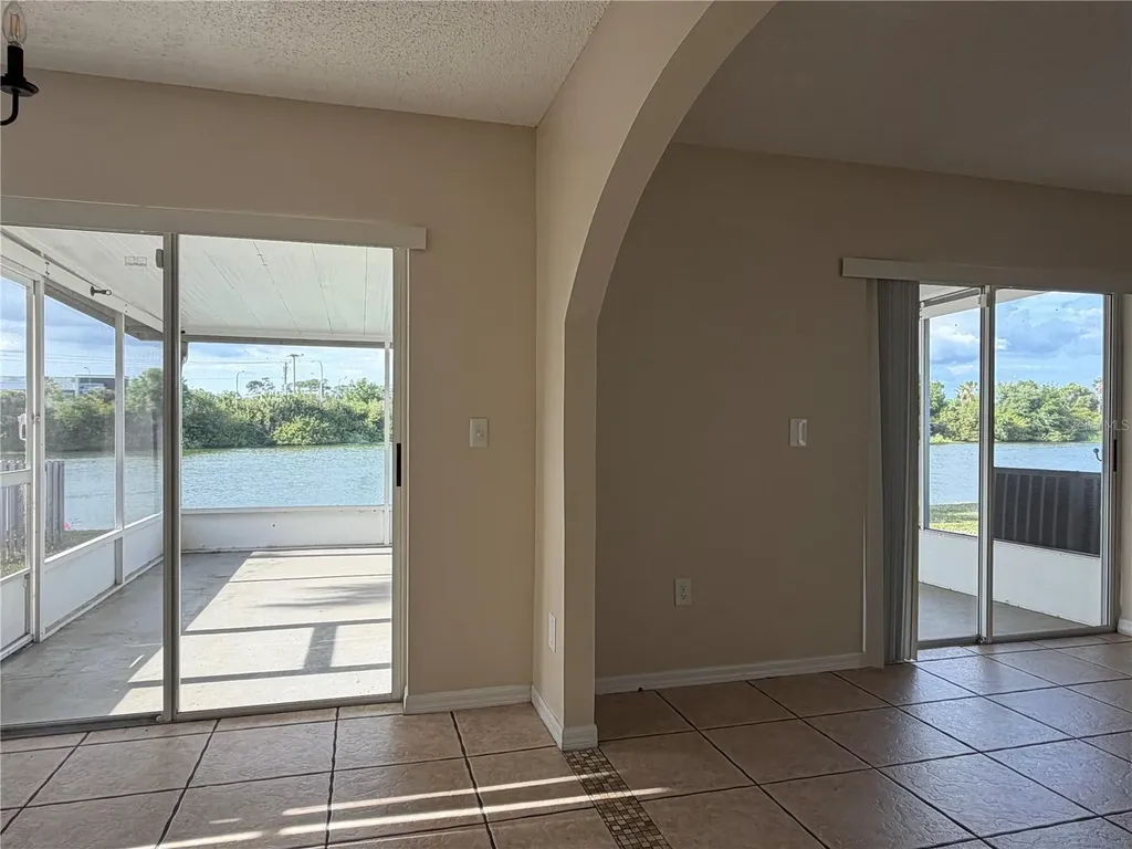758 Burlwood Street Brandon FL 33511