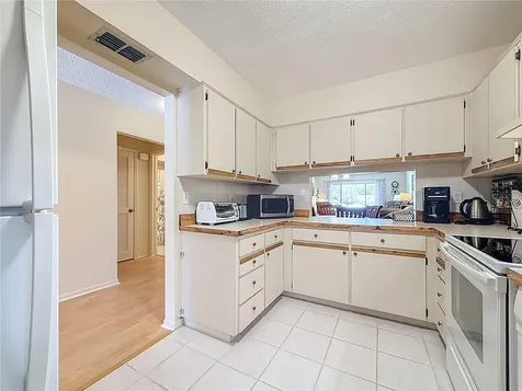 3505 Tarpon Woods Boulevard Palm Harbor FL 34685