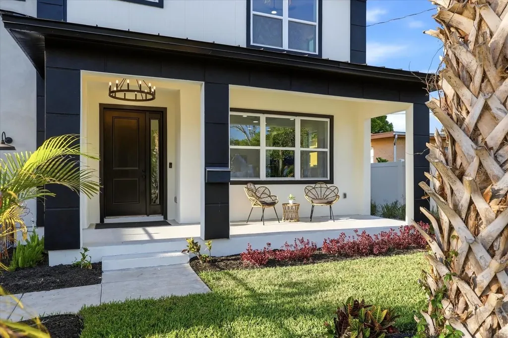 1235 11th Avenue S St Petersburg FL 33705