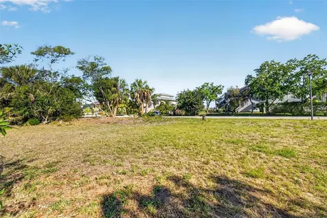 5804 Seabreeze Drive Port Richey FL 34668