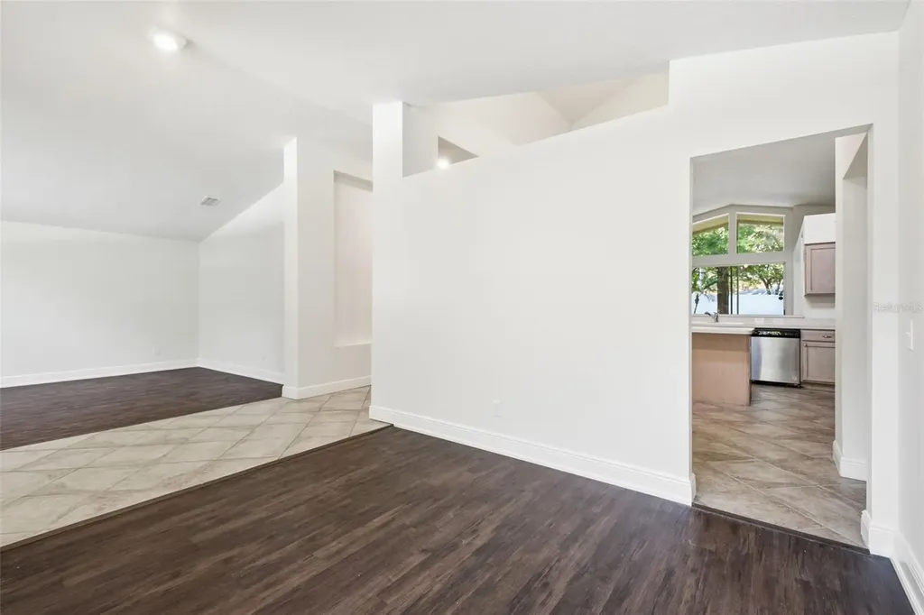 703 Grand Canyon Drive Valrico FL 33594