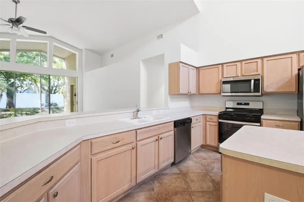 703 Grand Canyon Drive Valrico FL 33594
