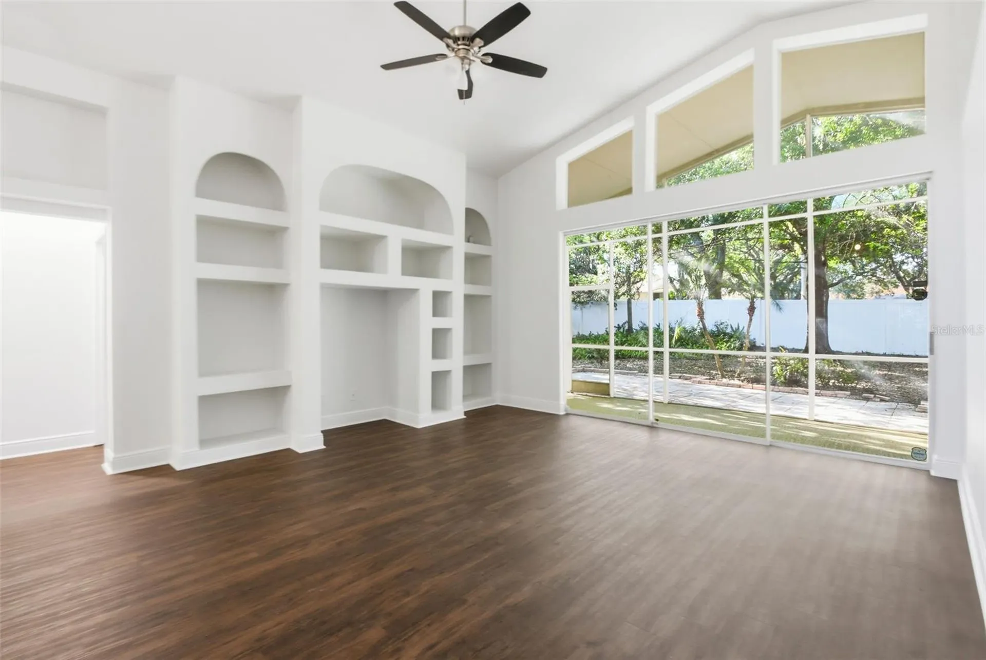 703 Grand Canyon Drive Valrico FL 33594