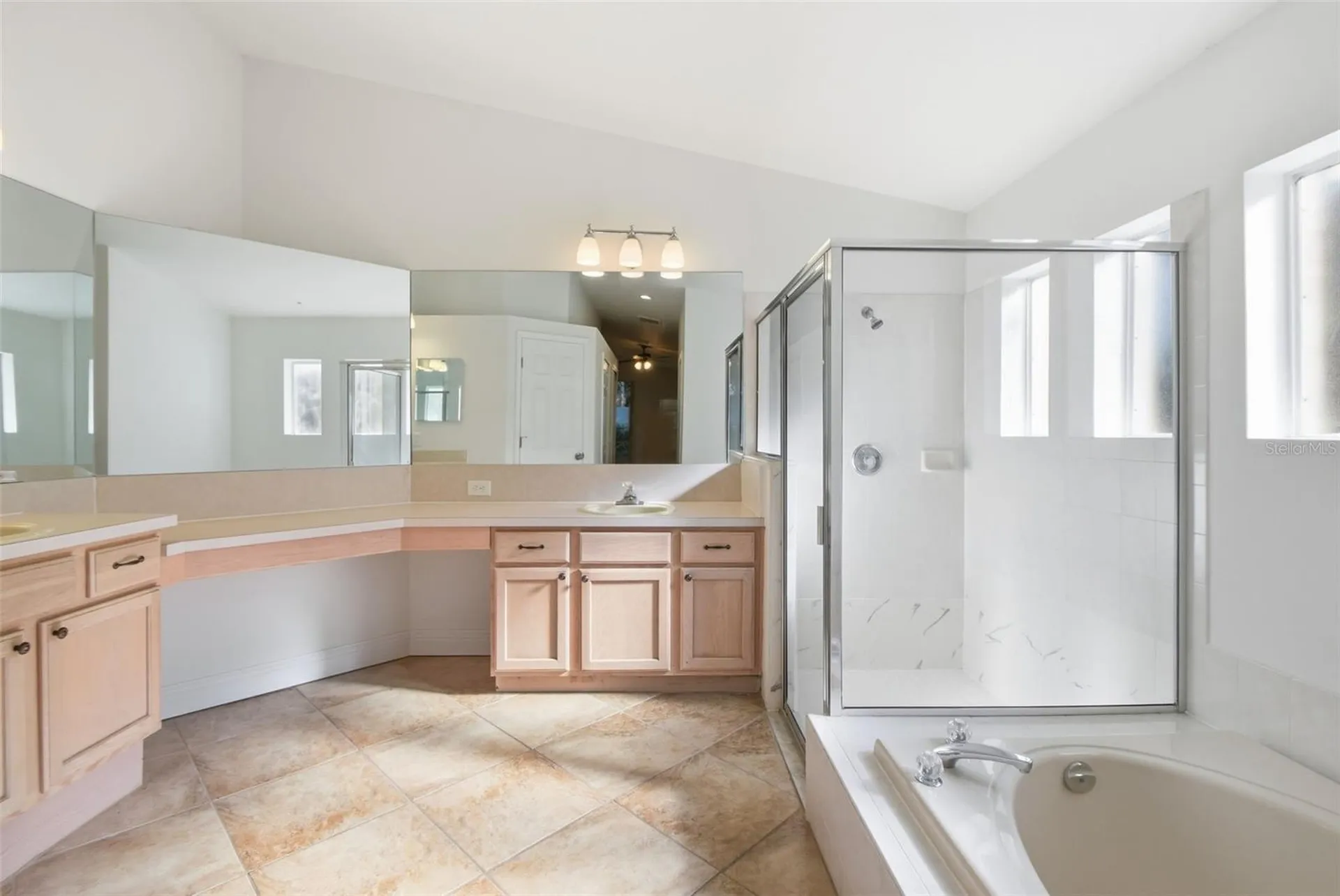 703 Grand Canyon Drive Valrico FL 33594
