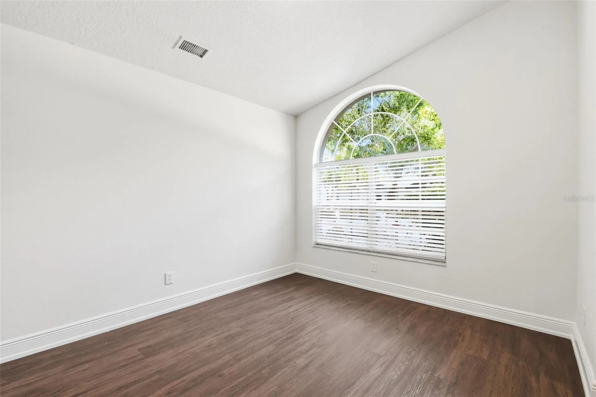 703 Grand Canyon Drive Valrico FL 33594