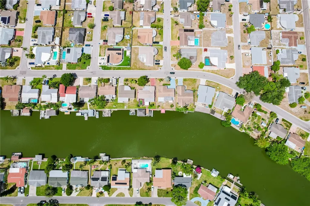 2406 Society Drive Holiday FL 34691