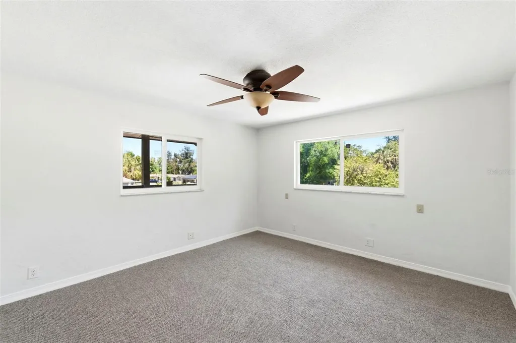 5136 68th Street N St Petersburg FL 33709