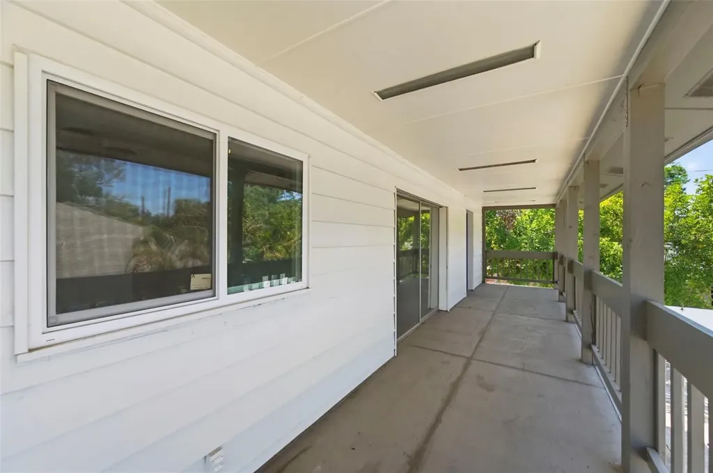 5136 68th Street N St Petersburg FL 33709