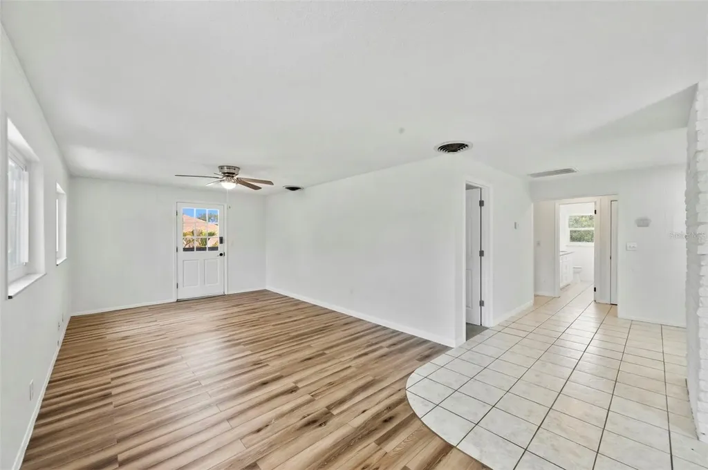 5136 68th Street N St Petersburg FL 33709