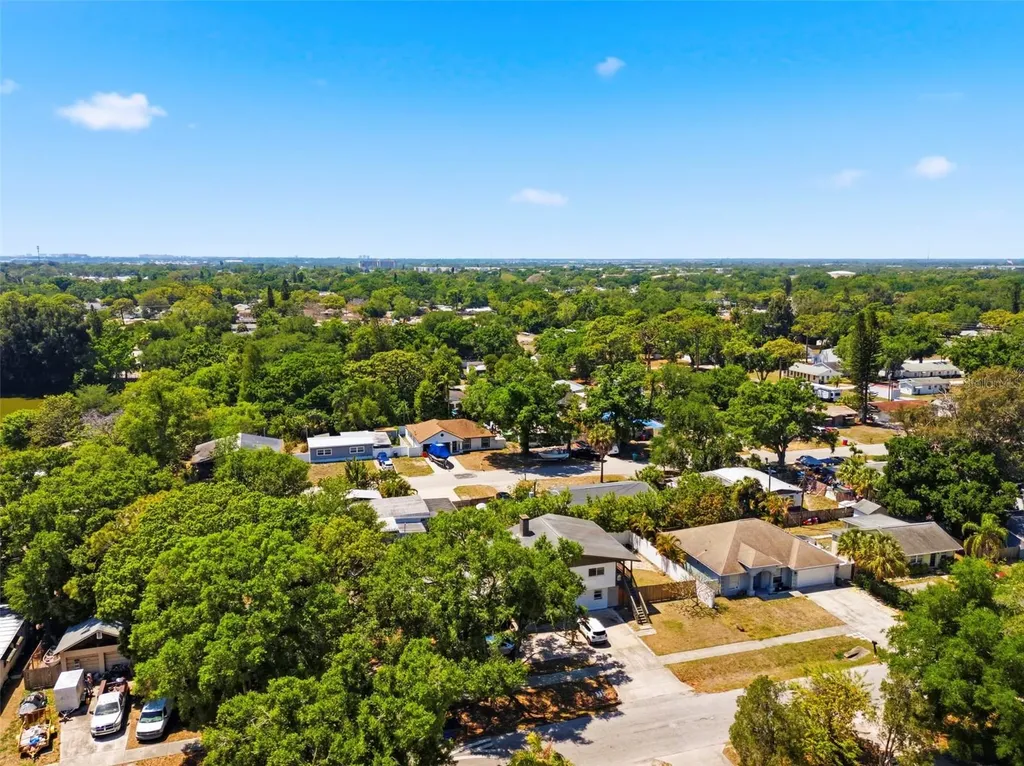 5136 68th Street N St Petersburg FL 33709