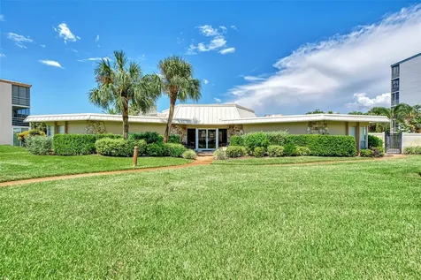 4460 Ironwood Circle Bradenton FL 34209