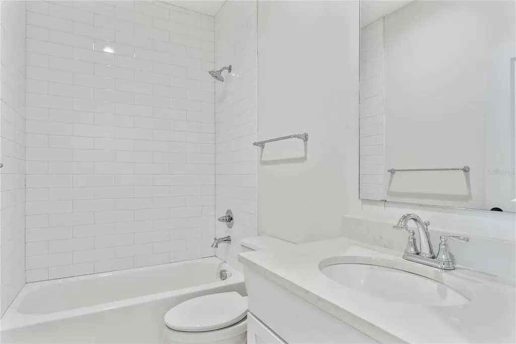 1903 W Bristol Avenue Tampa FL 33606