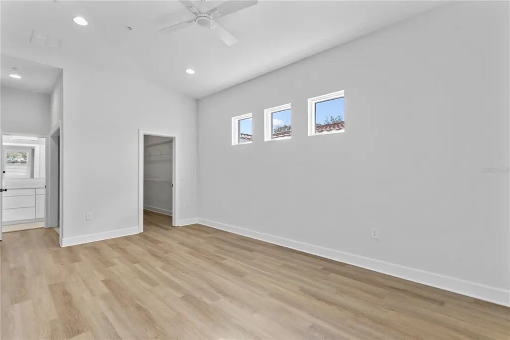 1903 W Bristol Avenue Tampa FL 33606