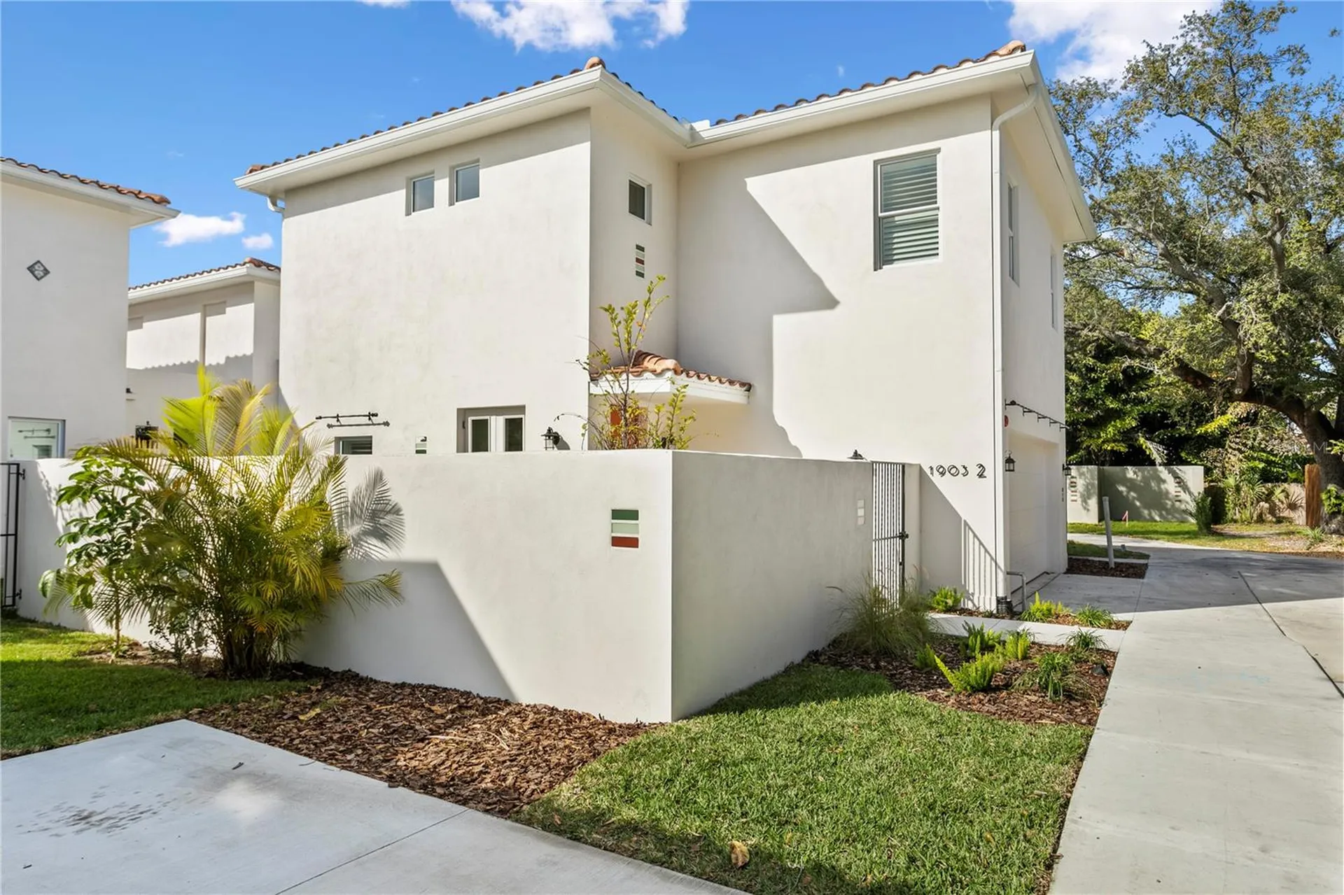 1903 W Bristol Avenue Tampa FL 33606